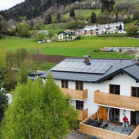 Fewo Fabiella Mit Balkon ミルシュタット エクステリア 写真