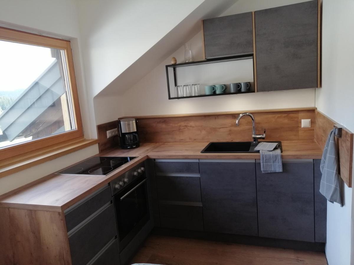 Fewo Fabiella Mit Balkon ミルシュタット エクステリア 写真