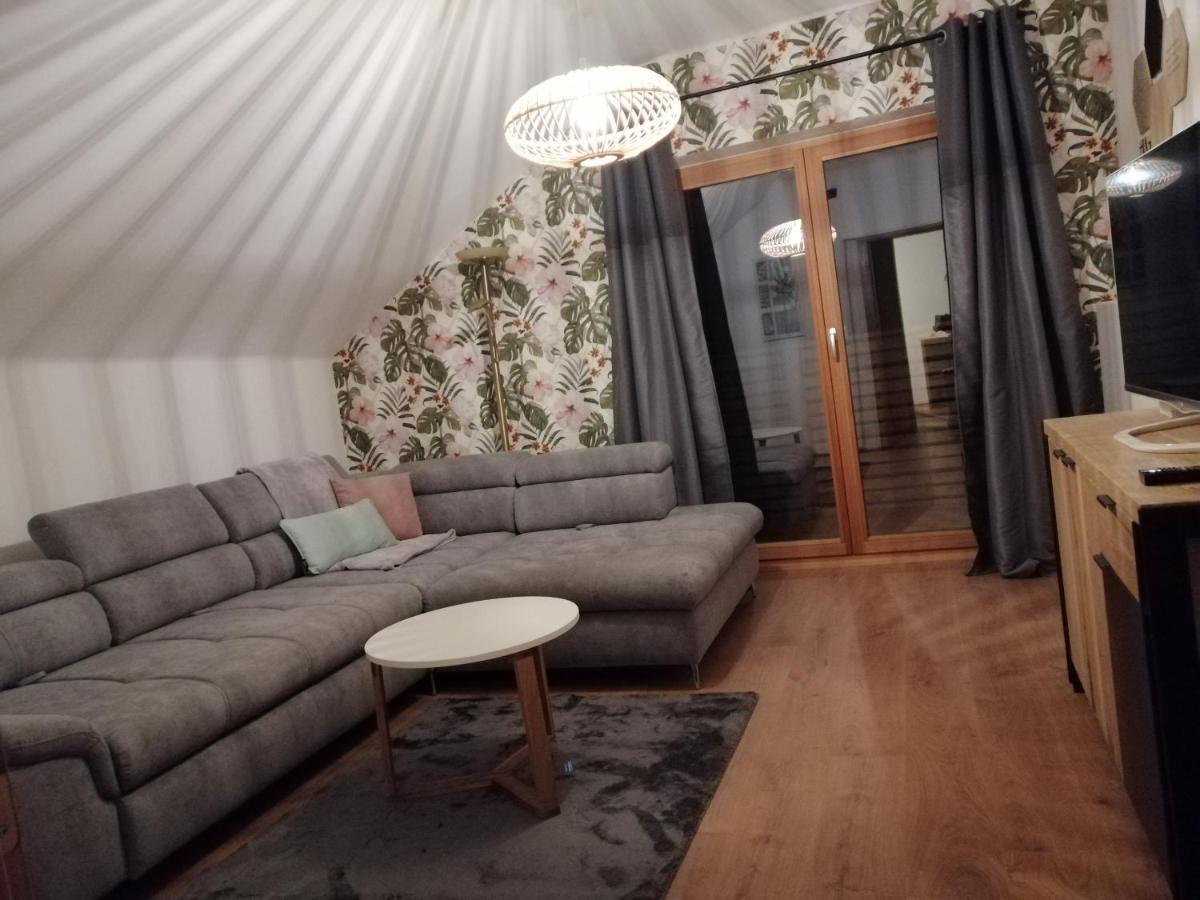Fewo Fabiella Mit Balkon ミルシュタット エクステリア 写真