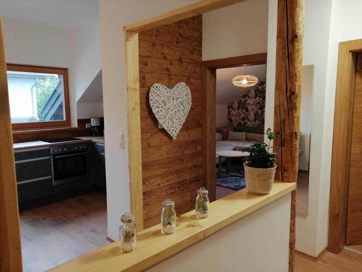 Fewo Fabiella Mit Balkon ミルシュタット エクステリア 写真