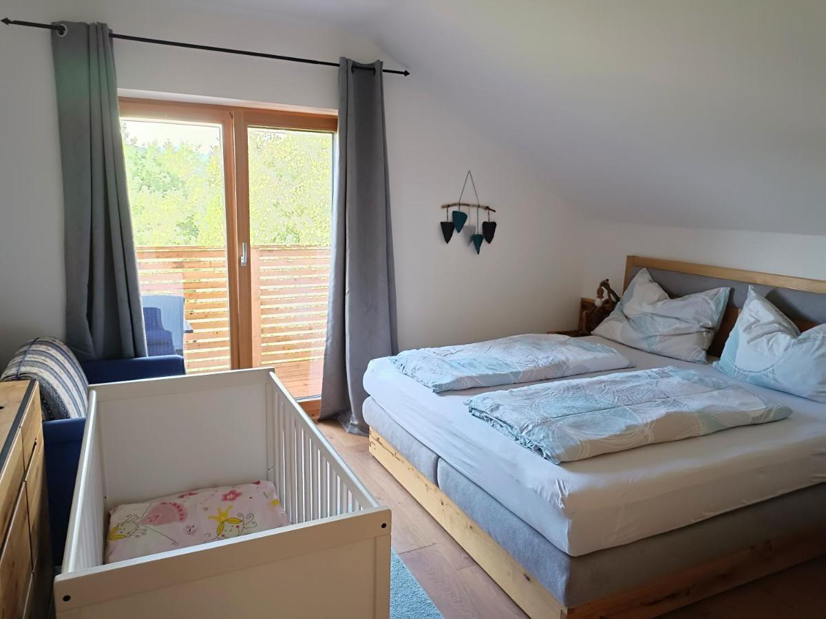 Fewo Fabiella Mit Balkon ミルシュタット エクステリア 写真